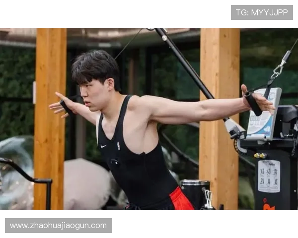 杨瀚森喝蛋白粉都得算克数，这自律谁顶得住